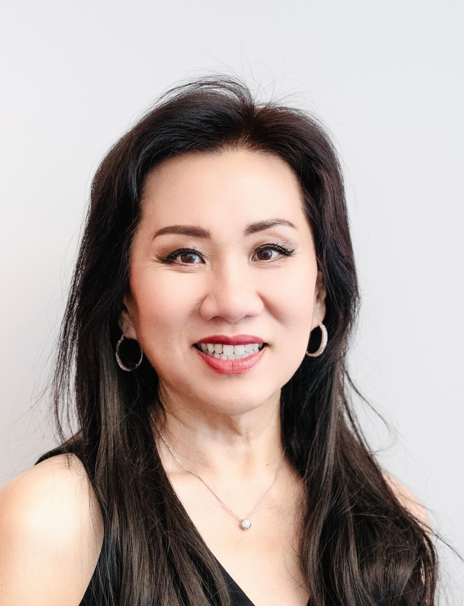 WENDY FIONA MS. HUANG photo